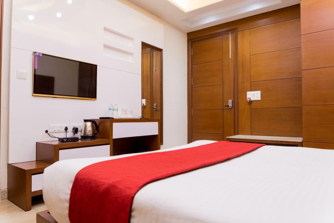 Sm Palace Nowe Delhi Zewnętrze zdjęcie